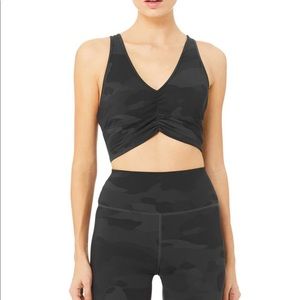 Alo Yoga - Vapor Wild Thing Bra Size M